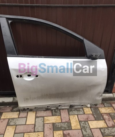 Дверь передняя правая Рено флюенс